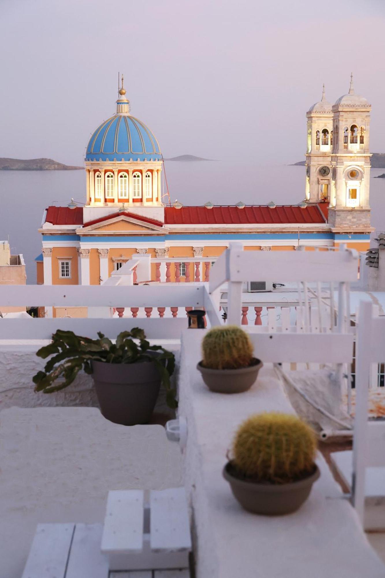 San Nikolas View Guest House Ermoupoli Luaran gambar
